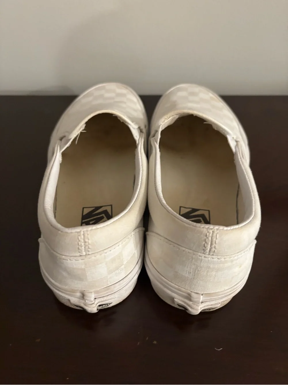 Vans White Checkerboard Slip-on women’s 8.5/ men’s 7
